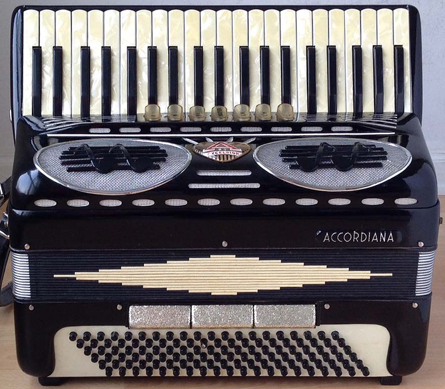 Excelsior accordion model 00