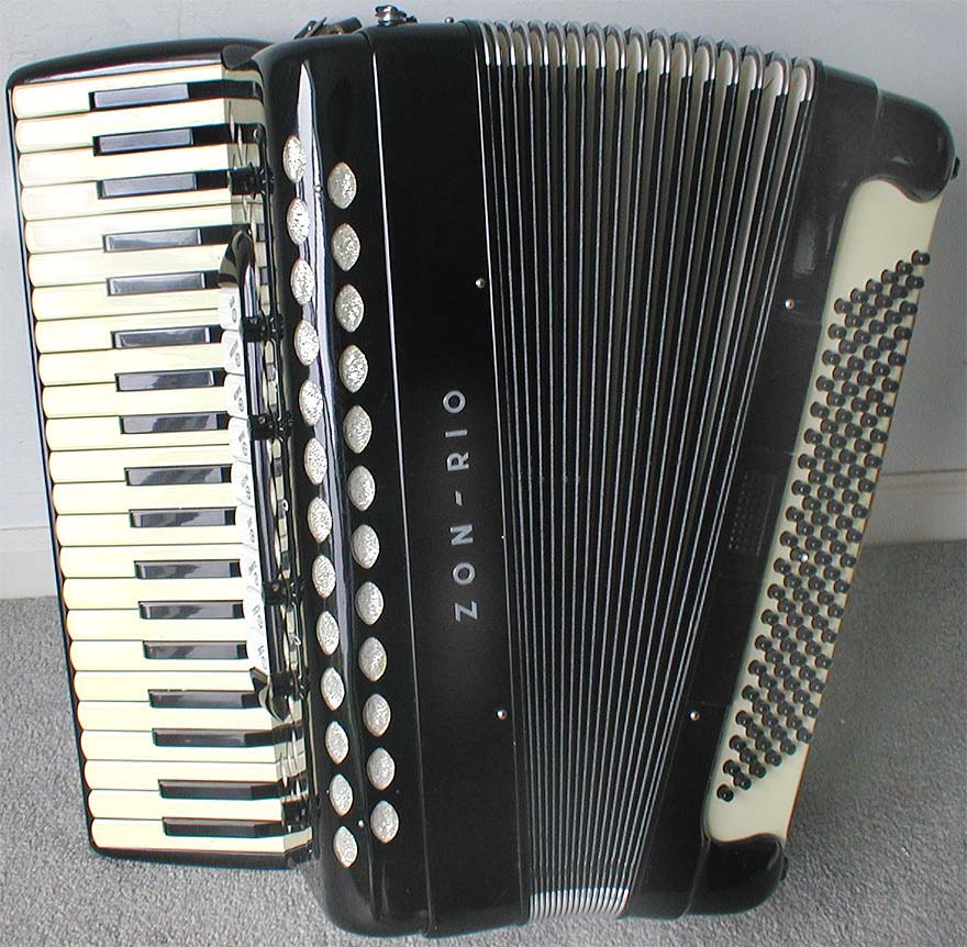 Zon rio deals accordion